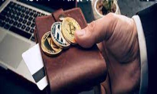 库神冷钱包是一款专注于提供数字货币存储和管理服务的软件。它被认为是一种安全、便捷的冷钱包解决方案，旨在保护用户的资产安全，并为数字货币的管理提供便利。

什么是冷钱包？
冷钱包是一种不与互联网连接的钱包。相对于热钱包（连接互联网的钱包），冷钱包能够提供更高的安全性。在数字货币的世界中，安全性是至关重要的，因为数字资产一旦丢失，往往无法找回。冷钱包的设计使得用户的私钥在不连接网络的情况下被妥善保存，从而避免了黑客攻击和网络漏洞带来的风险。

库神冷钱包的主要特点
库神冷钱包具备多个显著的特点，使其在数字货币存储领域脱颖而出：
ul
    listrong安全性高：/strong库神冷钱包采用多重加密技术，确保用户的私钥和交易信息不会被泄露。/li
    listrong简单易用：/strong界面友好，操作简单，适合各种层次的用户。无论您是新手还是经验丰富的投资者，都能轻松上手。/li
    listrong支持多种币种：/strong库神冷钱包支持多种主流数字货币，用户可以统一管理不同类型的资产。/li
    listrong备份与恢复：/strong提供便捷的备份与恢复功能，用户可以轻松找回资产，避免由于设备丢失等原因带来的损失。/li
/ul

库神冷钱包的使用场景
库神冷钱包适用于不同的用户场景。无论是长期投资者还是偶尔交易的用户，都能从中受益。
ul
    listrong长期持有者：/strong对于那些打算长期持有数字货币的投资者，冷钱包是一个理想选择。它的高安全性使资产不易受到市场波动的影响。/li
    listrong频繁交易者：/strong即使是频繁交易的用户，库神冷钱包也能通过便捷的转账和管理功能来满足需求。/li
    listrong企业使用：/strong许多企业也开始使用冷钱包来存储大额数字资产，确保资金的安全。/li
/ul

如何安全地使用库神冷钱包？
虽然库神冷钱包提供了高安全性，但用户仍需遵循一些安全措施，以确保资产的安全：
ul
    listrong定期更新：/strong保持软件的更新，以获得最新的安全补丁和功能改进。/li
    listrong备份私钥：/strong定期备份私钥并将其保存在安全的位置，避免因设备故障导致的资产损失。/li
    listrong防止物理损坏：/strong将冷钱包存放在安全的地方，防止因物理损坏或丢失而造成的损失。/li
/ul

总结
库神冷钱包是一款针对数字货币存储和管理的高安全性软件。它以简单易用的界面和多重安全措施，成为越来越多数字资产持有者的首选工具。无论您是长期投资者还是企业用户，库神冷钱包都能满足您的需求。通过合理使用和遵循安全措施，您可以充分发挥库神冷钱包的优势，让您的数字资产在安全的环境中实现增值。

冷钱包,数字货币,库神,安全存储/guanjianci
了解库神冷钱包——高安全性的数字货币存储方案